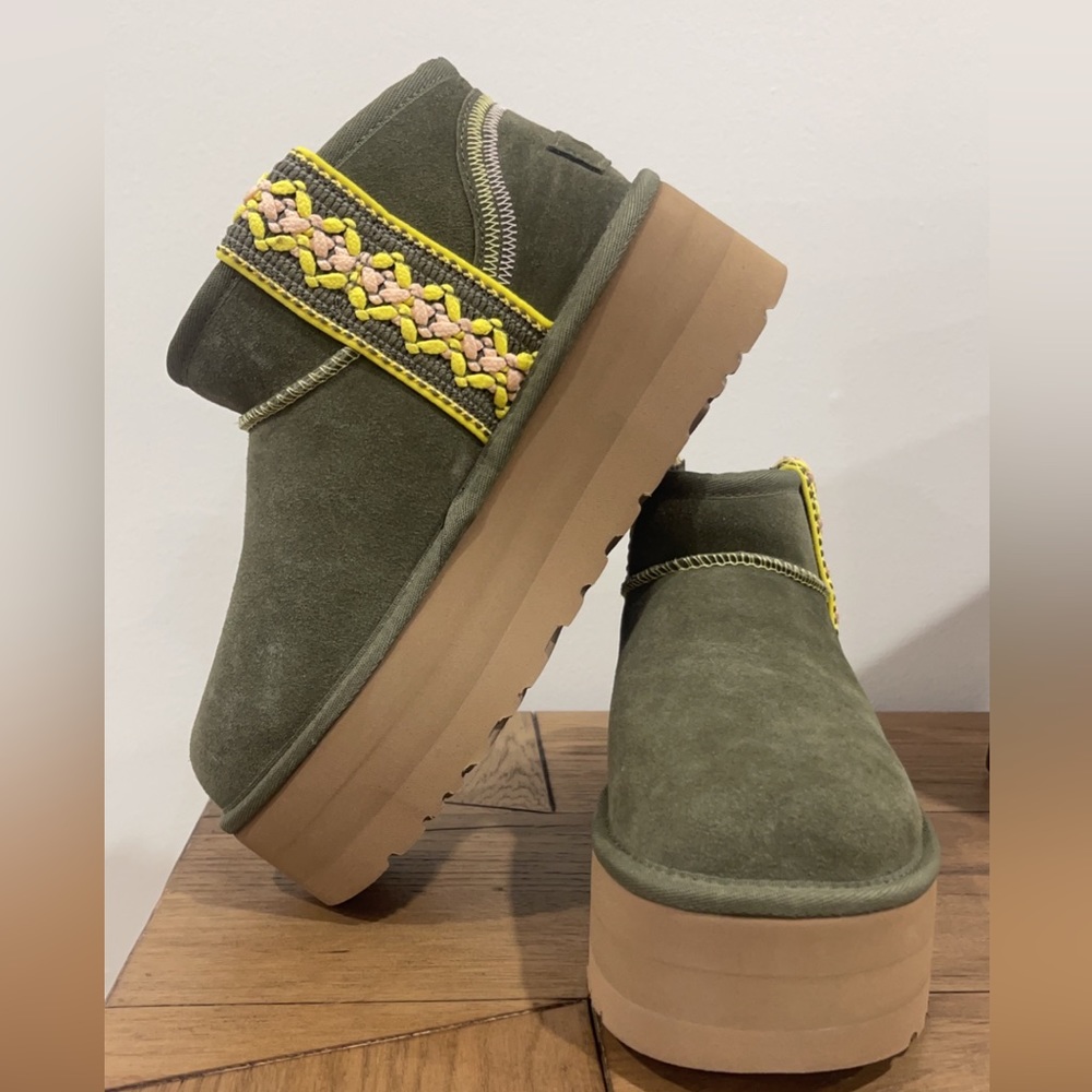 UGG BOOTIE